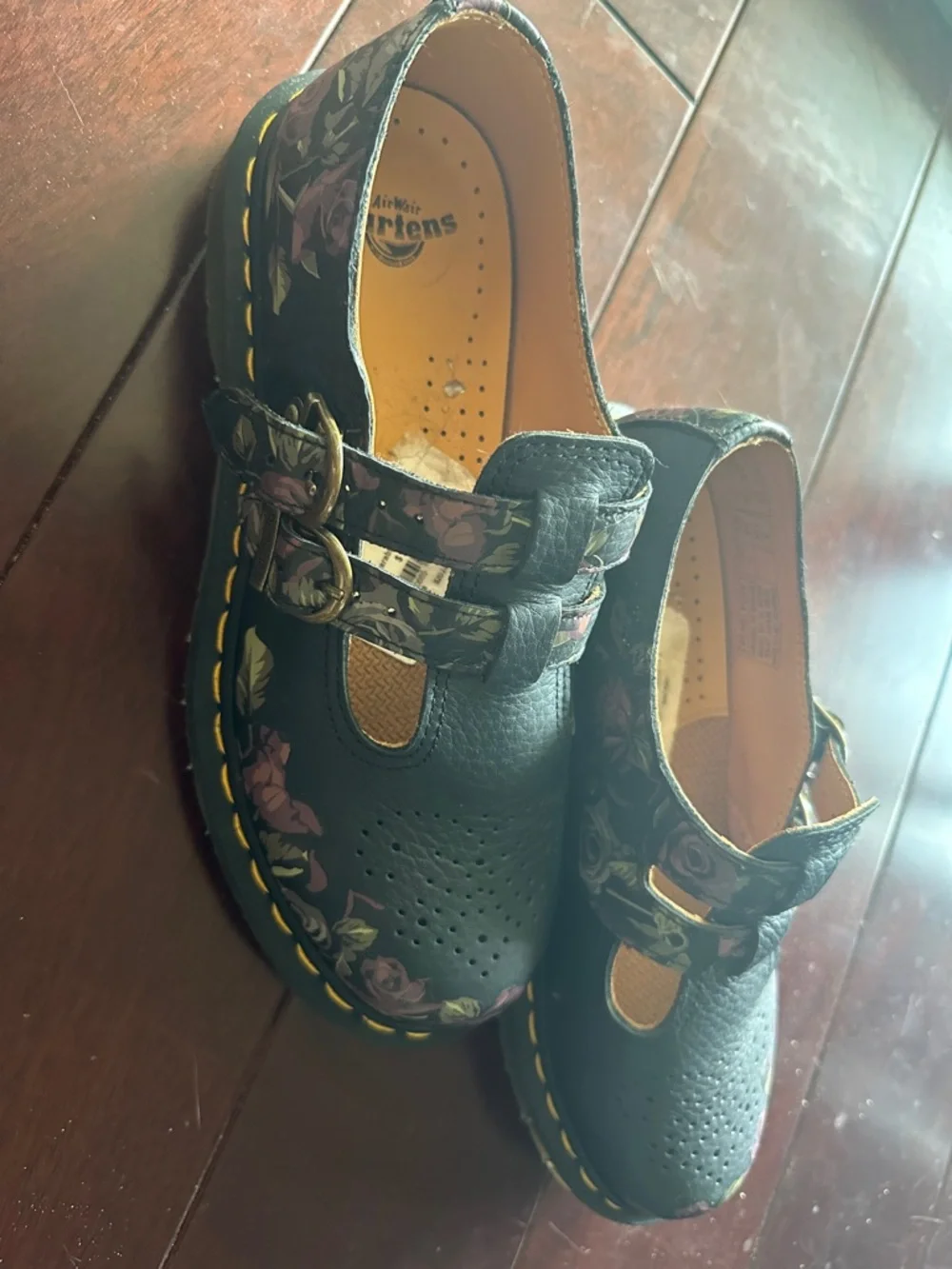 Dr. Martens Black Leather Floral Double-Strap Mary Jane Shoes UK5 Women’s 7 - Picture 3 of 4